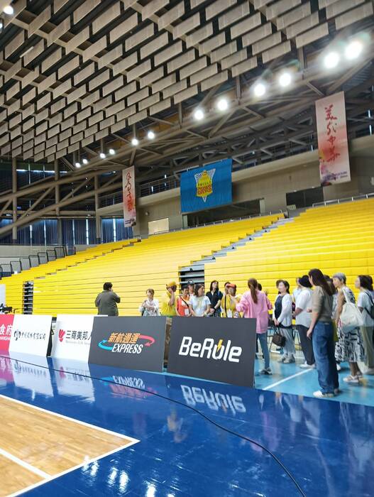 體育館導覽圖片