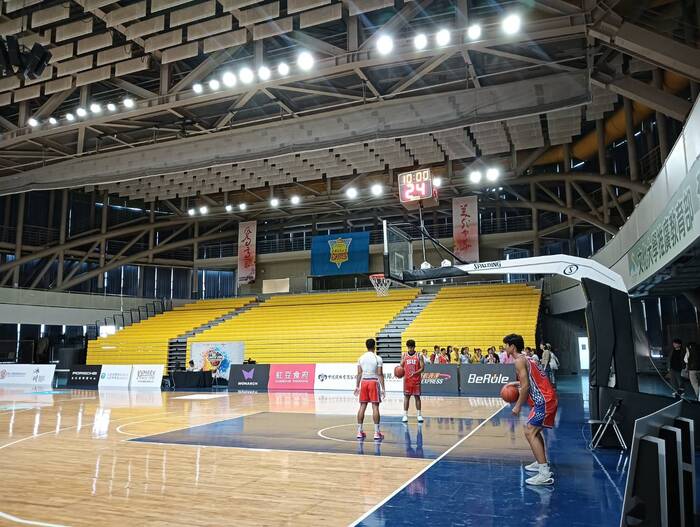 體育館導覽圖片